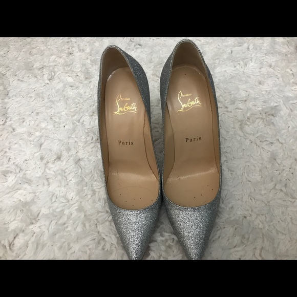 Christian Louboutin - Picture 3 of 5